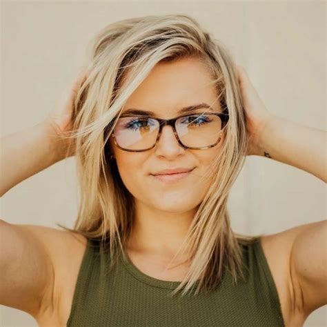 Best glasses for blonde hair